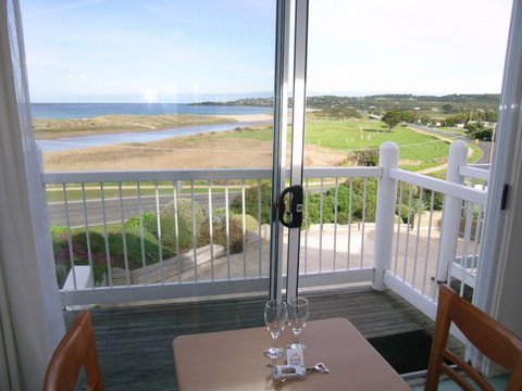 A Great Ocean View Motel - Australia Accommodation 6